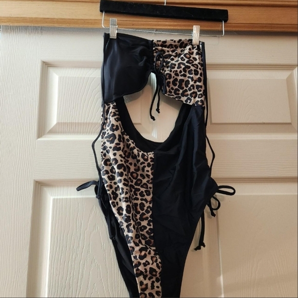 Other - Leopard Print and Black Swimsuit
